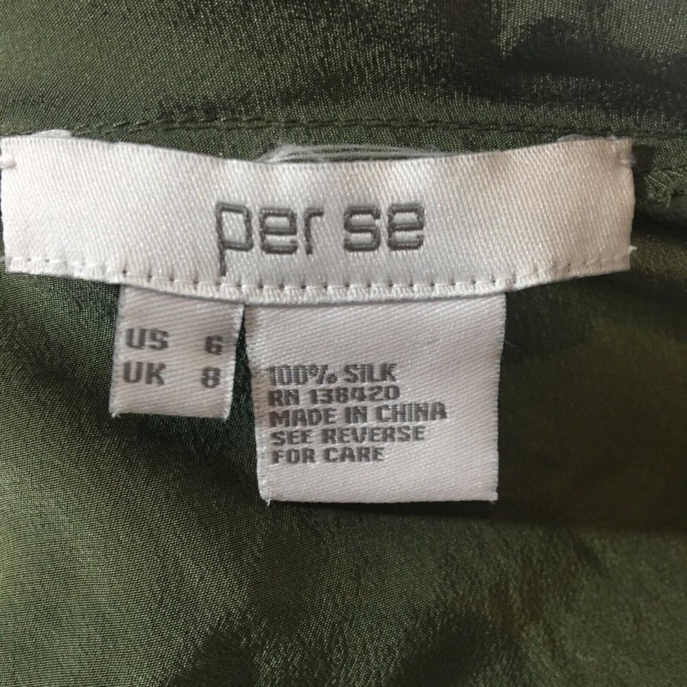 Per Se Sage Green and‎ Gold Studded 100% Silk Blouse w/ Breast Pocket US size 6 - Picture 5 of 6